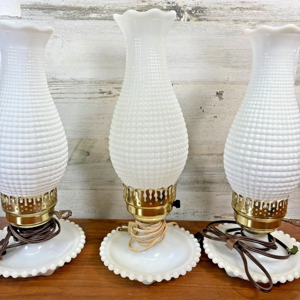 Vintage Hobnail Milk Glass Lamp Table Boudoir Hurricane 14